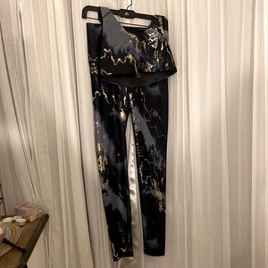 Matching Old Navy Bra and Leggings